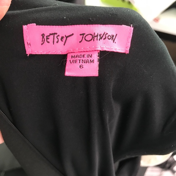 Embellished Peter Pan Collar Crepe Crepe Dress - 7 - Picture 6 of 8